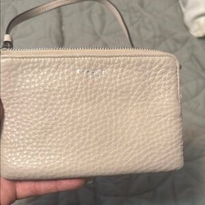Coach Cream Clutch with Leather Material and Zipper Closure